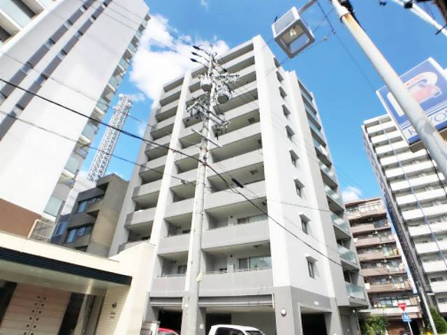 立派な外観のマンションです。