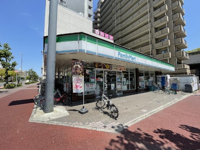 グラン・アベニュー鶴舞 ファミリーマート