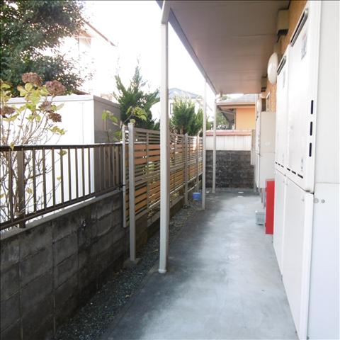 プランドール富塚 エントランス