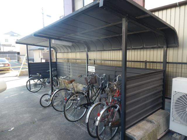フォーシーズンズ大雅 駐車場