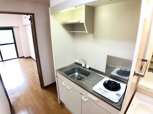 クレスト山手通 キッチン