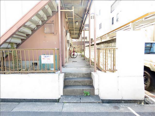 フォーブルY エントランス