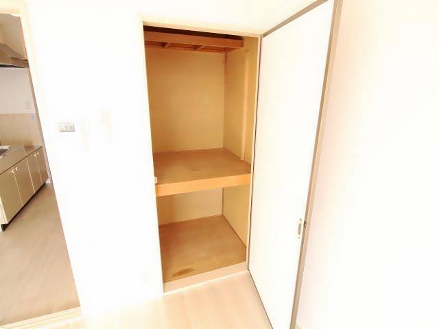 ひかりハイツＡ棟 収納