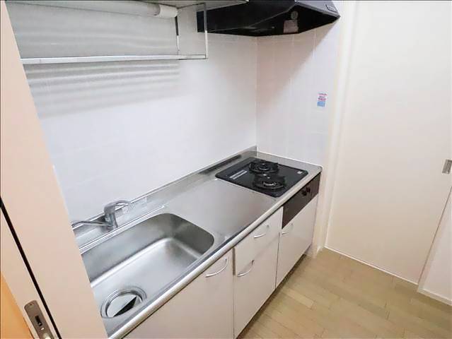 三友居 キッチン