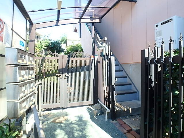シャトー高峯 エントランス