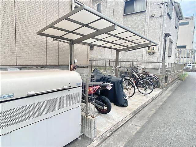 ＡＶＥＮＩＲ太田川 駐輪場