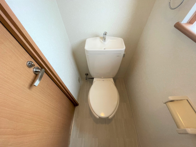 グランドール栄生 トイレ
