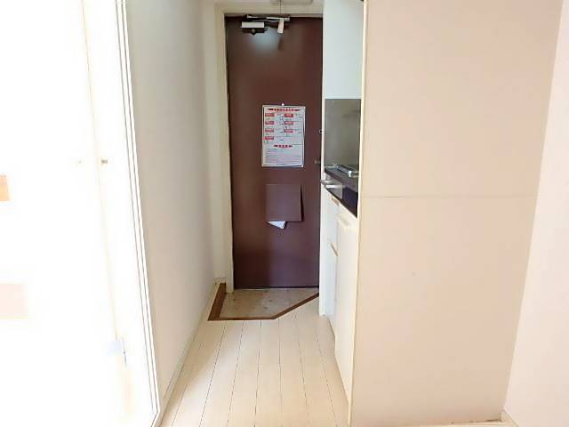 エムアンドエムズ前山 エントランス