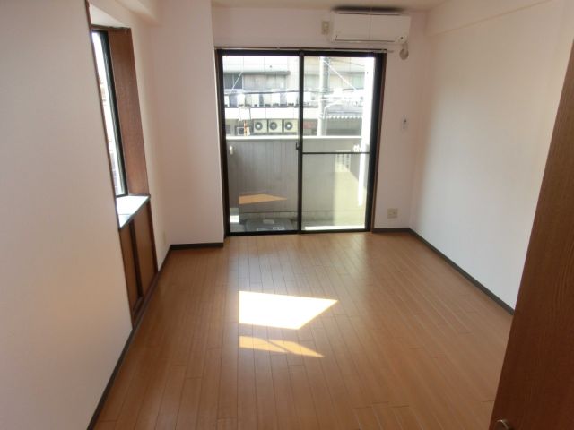 クラブ亭ビル 別号室写真