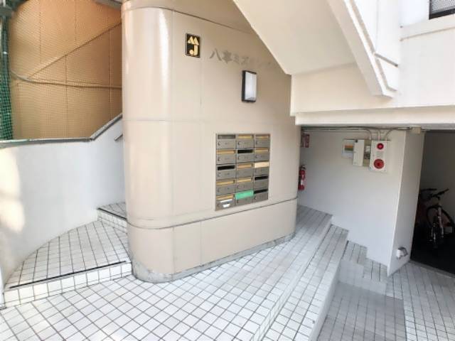 八事ミズキンビル エントランス