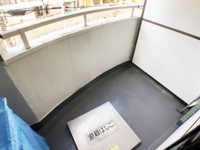 八事ミズキンビル ベランダ