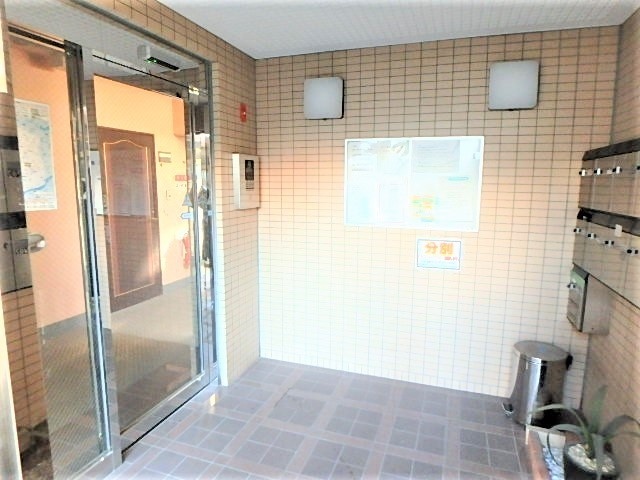 エスポワール高辻 エントランス