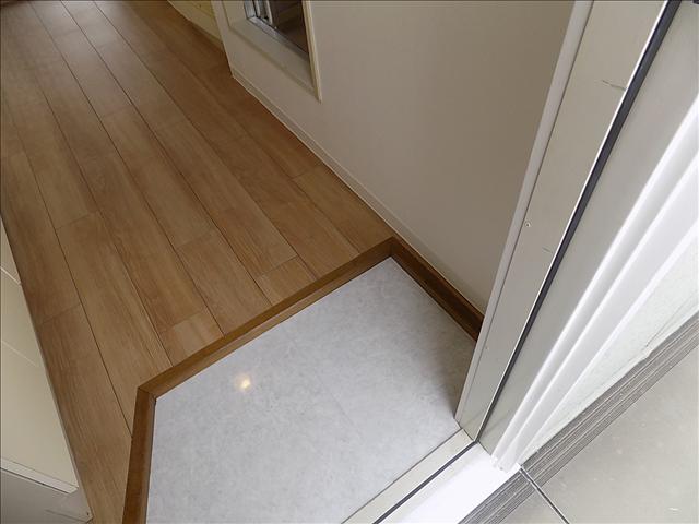 ニューコーポワシヅ 玄関