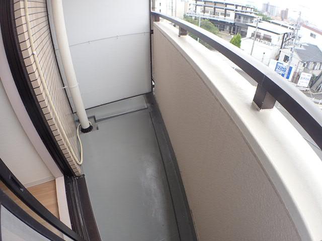 エクセレンス山中 ベランダ