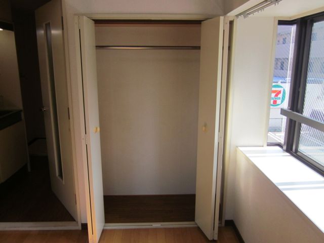 ウインズ原 収納