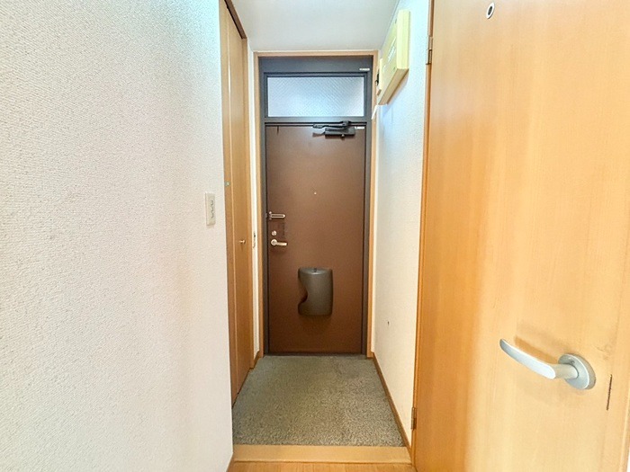 ソレジオビセン 玄関
