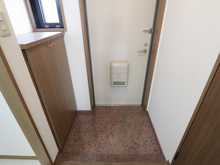 メゾン本山 玄関