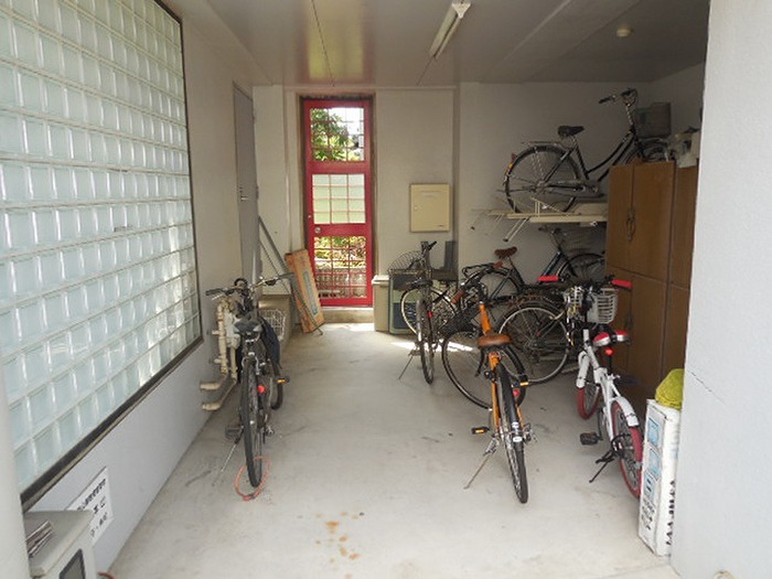 メゾン本山 駐輪場