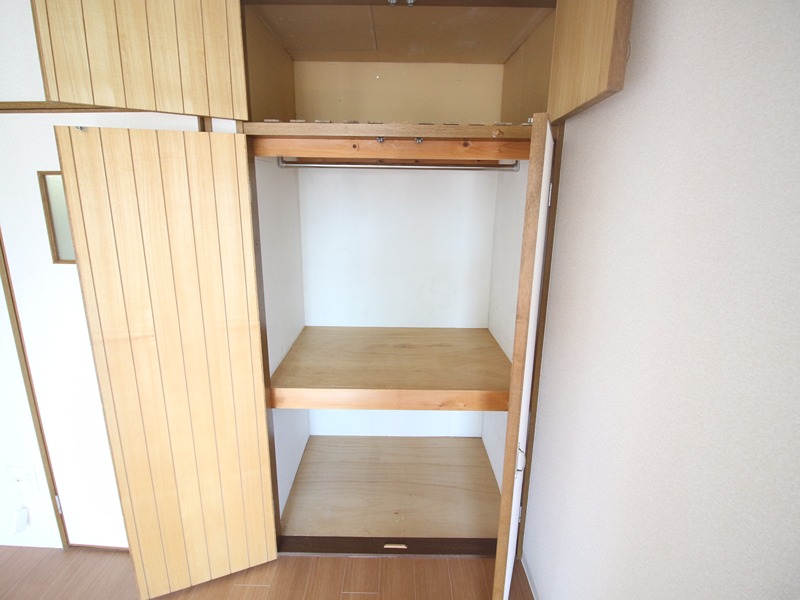ファミーユ福原 収納