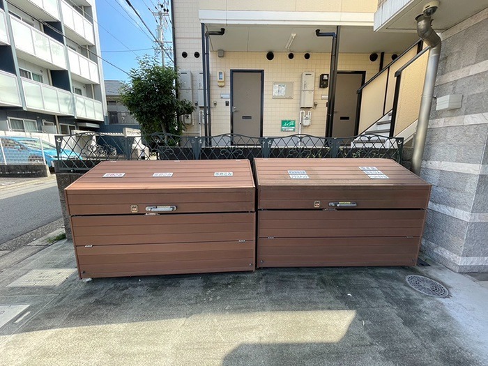 アールズコート本山イースト ゴミ置き場