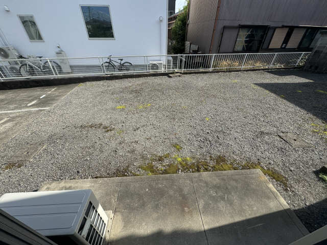 ジュネス竜美台 庭