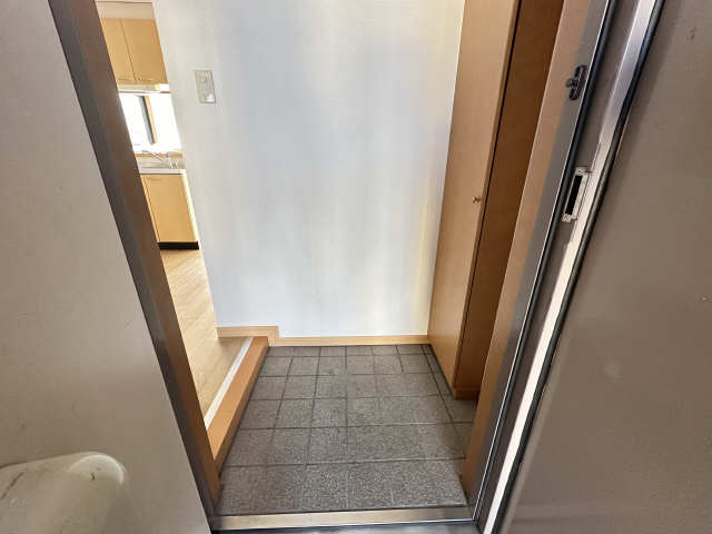 セレーノ御器所 玄関