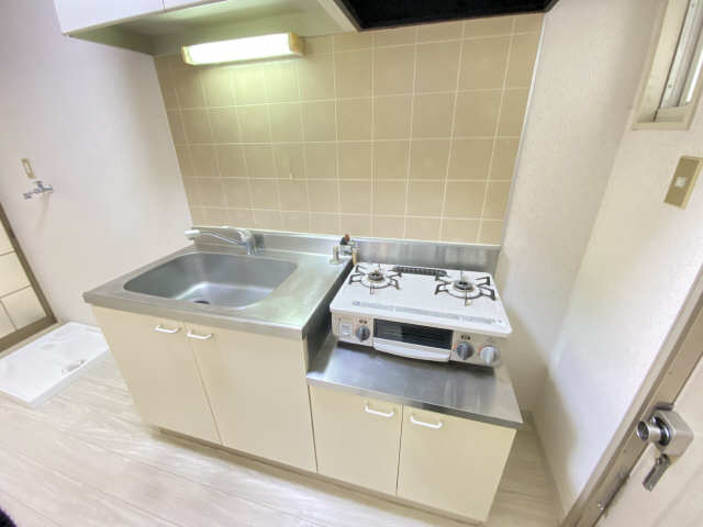 プチメゾン川原 キッチン