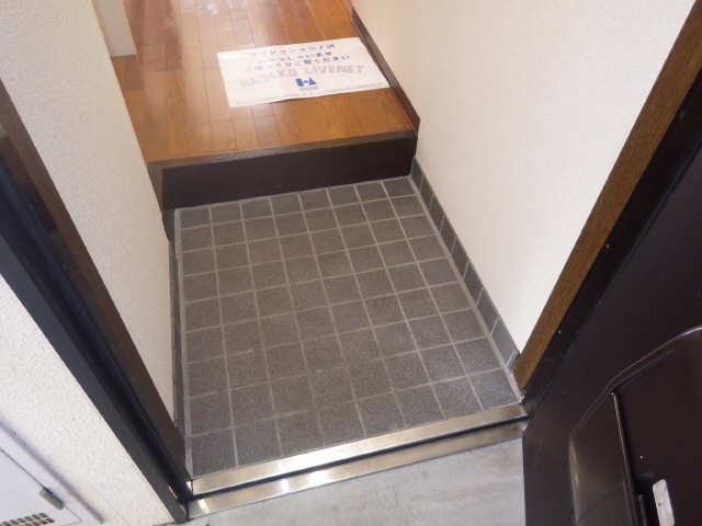 パークステイ鏡ヶ池 玄関