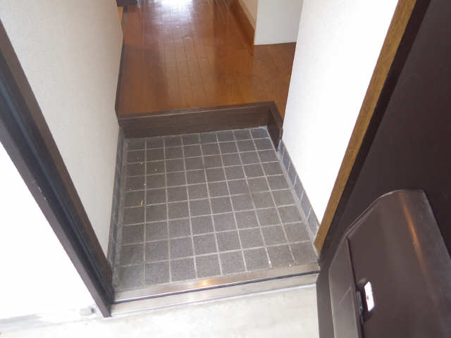 パークステイ鏡ヶ池 玄関