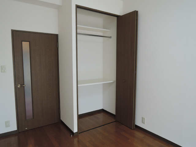 パークステイ鏡ヶ池 収納