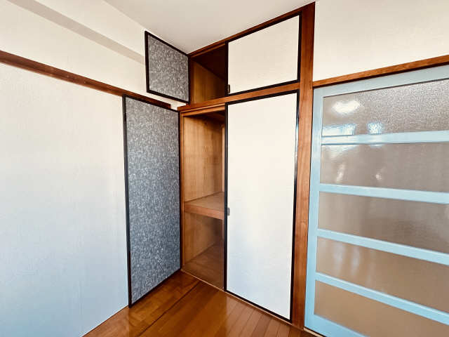 山一吹上ビル 収納