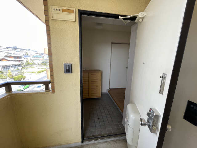 グリーングラス藤 玄関間口しっかりあります　