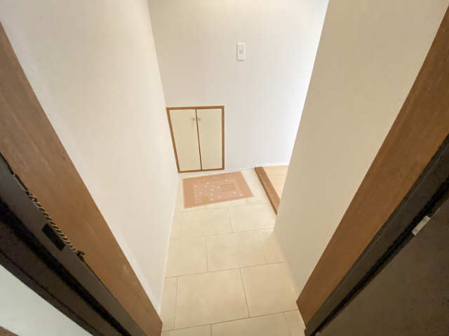 ハイライフ本山 玄関