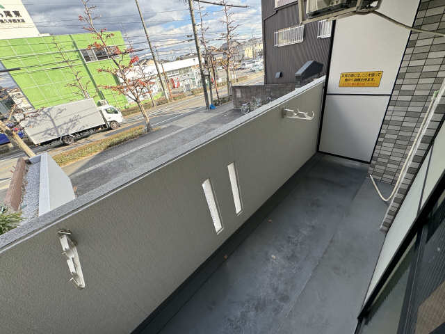 ＣＯＵＲＴ　ＥＡＳＴ ベランダ