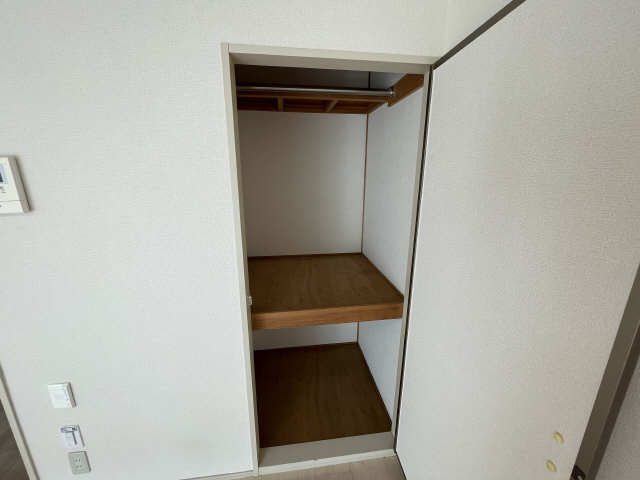 サンライズ長湫 収納