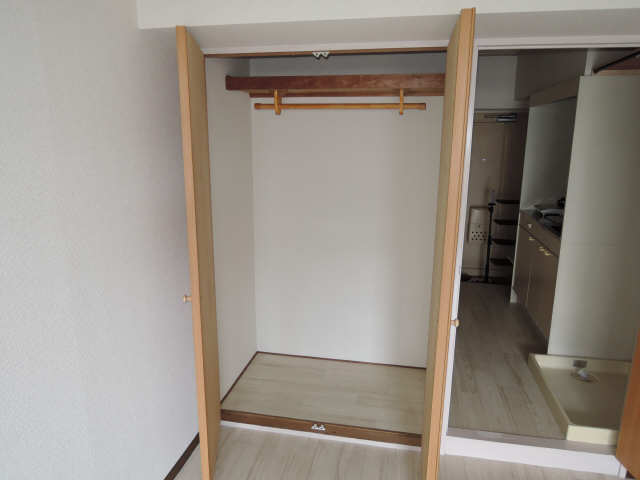 デンマークハイツ 収納