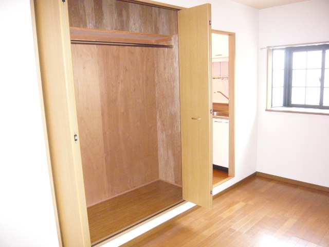 エルム朝岡 収納