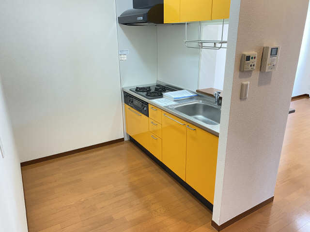 オレンジロード キッチン