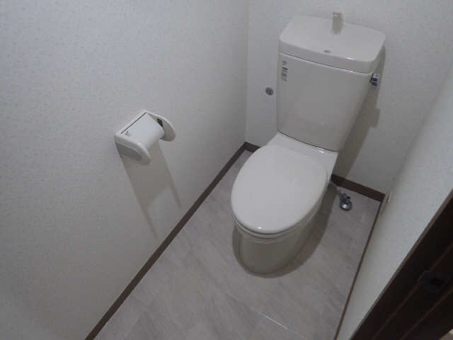 ラピュタ 温水暖房便座設置できます