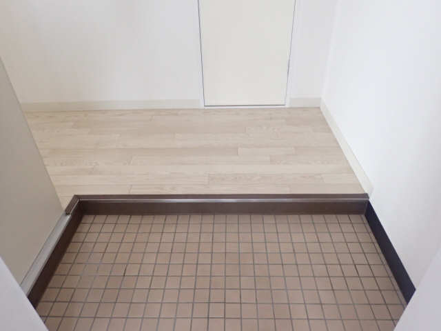 キャッスル桜山 玄関