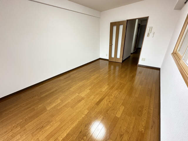 アヴェニューコート栗真 その他