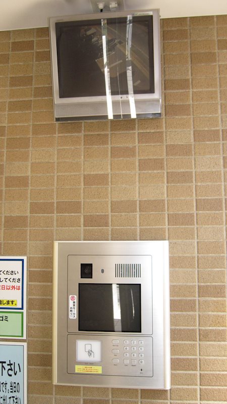 アヴァンセ鏡池 集合玄関機
