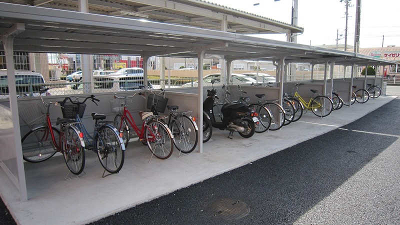 プランメール 駐輪場