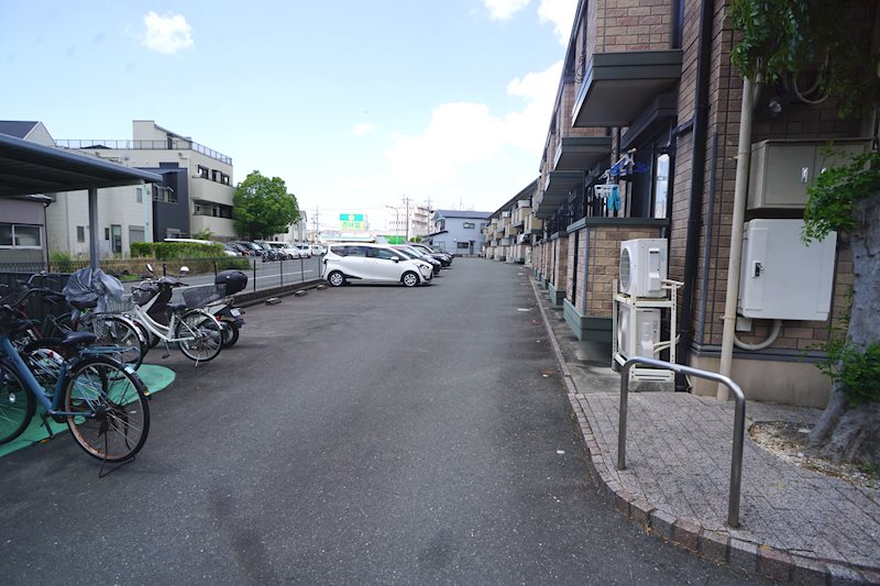 デパール城北B 駐車場
