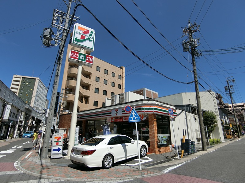 インターナート宝ケ丘 セブンイレブン 名古屋藤見が丘店