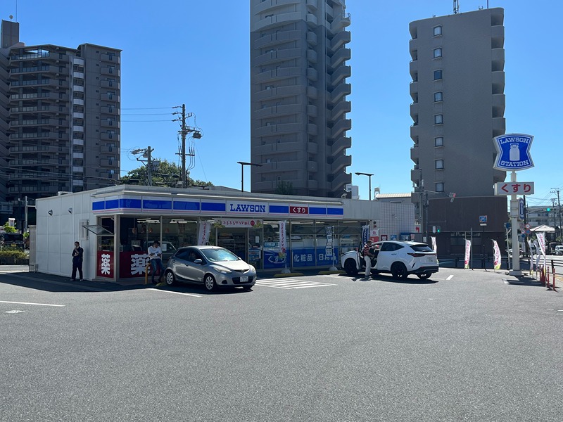 学生会館レコティ高峯 ローソン 昭和山手通三丁目店