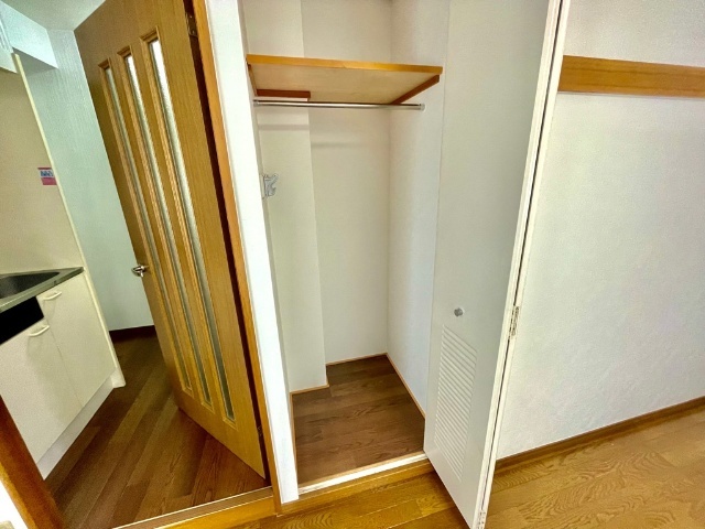 コスモタウン原 収納