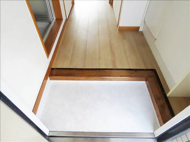 鏡ヶ池ハイツ 玄関
