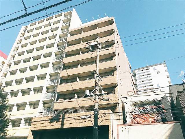 落ち着いた建物で上品なマンションです。