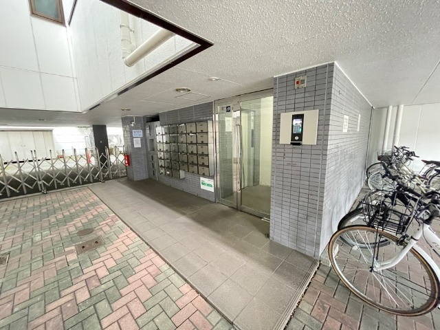 パークハイム鶴舞 エントランス